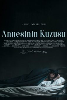 Annesinin Kuzusu Afiş Resmi