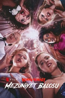 Korku Sokağı: Mezuniyet Balosu Afiş Resmi